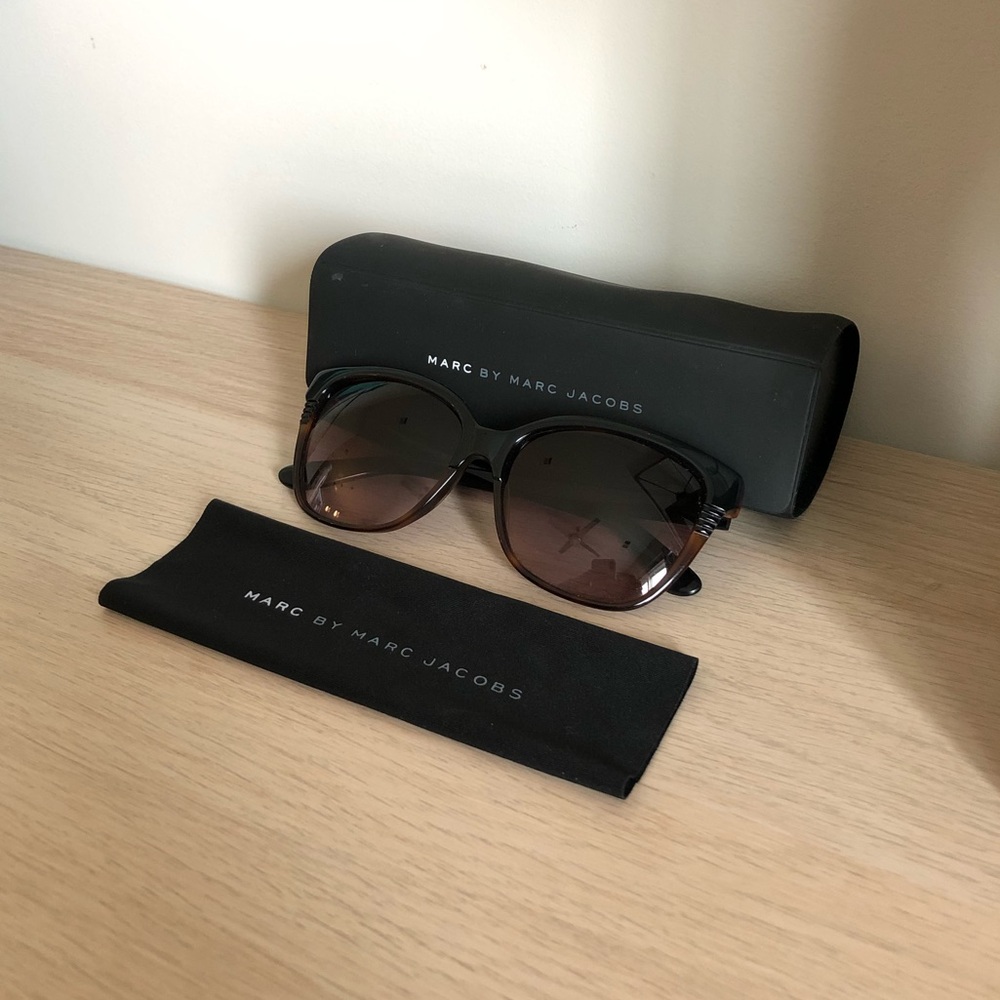 Marc by Marc Jacobs MMJ 391/S Sunglasses